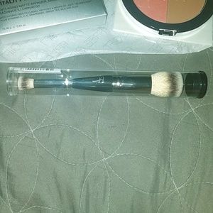 It Cosmetics Heavenly Luxe Complexion Perf Brush 7